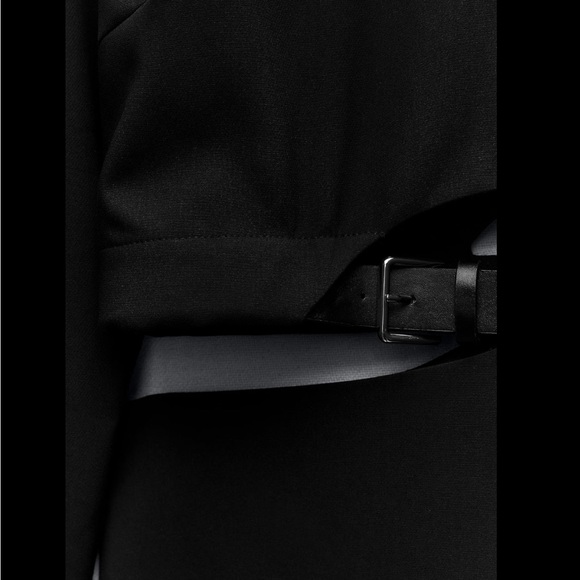 BELTED CUT OUT DRESS - Picture 10 of 10